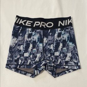 Nike Pro Women’s Black and Gray Athletic Shorts with Elastic Waistband